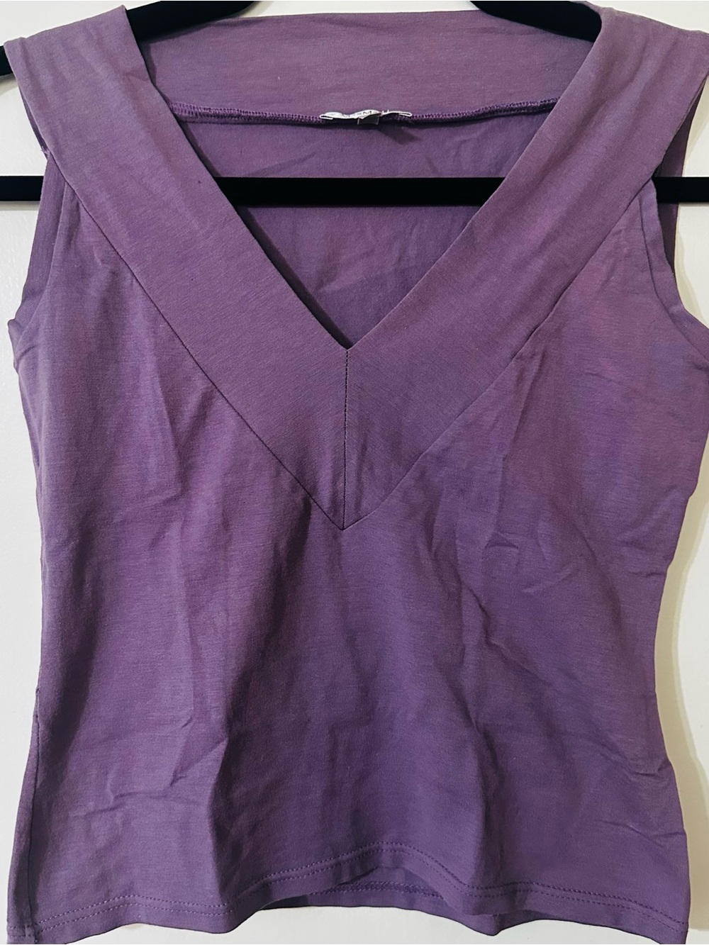Women’s MaxMara Violet V-Neck Sleeveless Tank